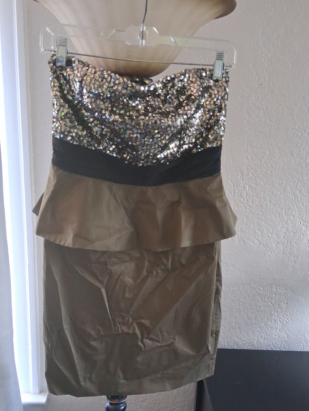 Alice + Olivia Strapless Gold Sequin Peplum Cocktail Dress with Black Waist